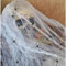 oeeo Spinnennetz Halloween Deko(100g Spinnenweben + 40 Spinnen, Elastisch & Leichte Halloween Spinnennetz Dekoration,für Outdoor Deko,Garten,Halloweenparty Türen Fenster Dekoration