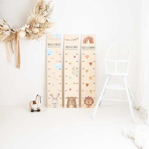 wunderwunsch® - Personalisierte Messlatte Kind Holz zum Kleben oder Aufhängen - Skala 70-140cm - Süße Dekoration für Baby- & Kleinkinderzimmer (Löwe)