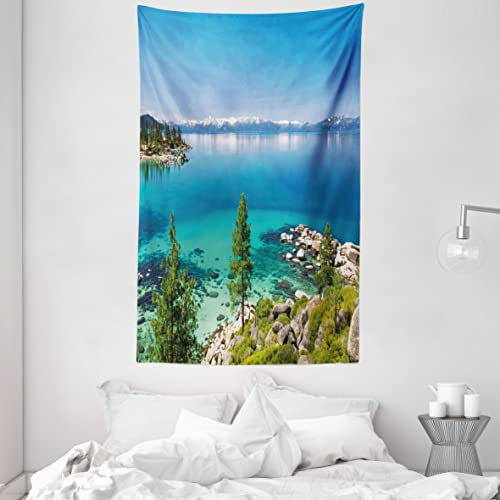 ABAKUHAUS Blau Wandteppich und Tagesdecke, Ruhige Tahoe Küstenlinie aus Weiches Mikrofaser Stoff Waschbar ohne Verblassen Digitaldruck, 140 x 230 cm, Blaugrau Grün