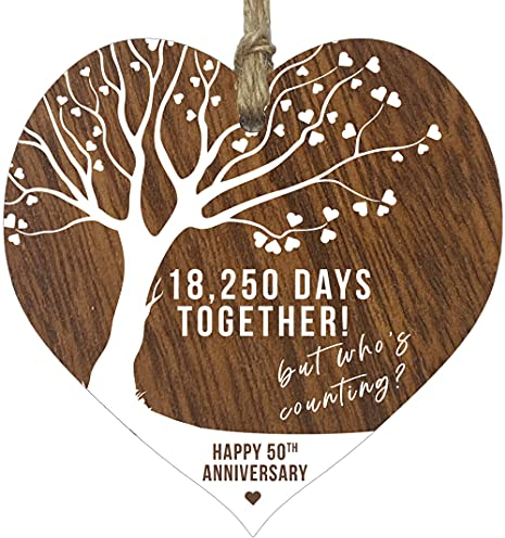 Placa de madera con forma de corazón para 50 aniversario de boda, recuerdo de madera oscura, para celebrar el aniversario de oro, esposa, marido, novio, novia, mamá o papá, placa con citas, regalos de