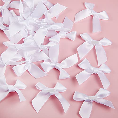 24 Stück Satinband Schleifen Selbstklebend für DIY Handwerk Hochzeit Weihnachten Valentinstag Dekoration Karte Herstellung Verzierungen, 5 cm Breite (Weiß)