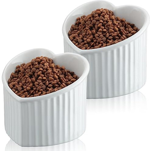 Mumufy Lot de 2 gamelles surélevées en céramique inclinées pour chat - Anti-vomissement - Pour intérieur et chiot - En forme de cœur (blanc nacré)