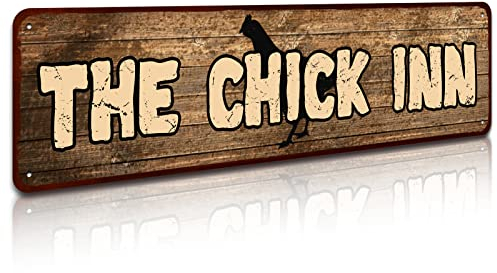 SOYAVE Rustikales Metallschild The Chick Inn Blechschild, Kunst, Wanddekoration, lustige Outdoor-Gartenschilder, Bauernhof-Schilder, Hühner-Geschenke, Bauernhaus-Dekoration, Hühnerstall, 10,2 x 40,6