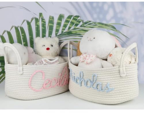 Zhongzhi Personalisierter Namenskorb mit mehrfarbigem Strickgarn, individueller Babyparty-Geschenke für Baby, Haustierkorb, Spielzeugkorb, Wäschekorb (33 x 12 x 13 cm)