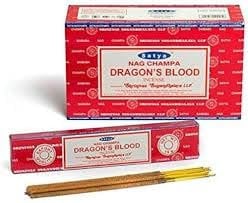 Dragon Blood Räucherstäbchen 6er Pack (15g) | Handgerollt | Indisches Harz Drachenblut Für Meditation, Yoga, Entspannung & aromatische Atmosphäre mit Kajal