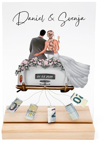 Hochzeitsgeschenk Geld für Brautpaar personalisiertes Acrylglas mit Hochzeitsauto Geldgeschenk Verpackung zur Hochzeit Geschenk inkl. Holzfuß 20x30 cm (Hochzeitsauto + Brautpaar)
