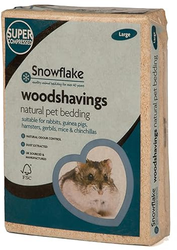 Pluto Packaging Natural Dust Extracted Pet Bedding Soft Wood Shavings Ideal For Hamster, Mouse & Rabbits (Large 3kg, 2 Bags)