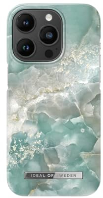 IDEAL OF SWEDEN Bedruckte Handyhülle, niedliches buntes Muster, schützende Abdeckung aus Hartplastik mit Mikrofaserfutter für das iPhone. Kompatibel mit iPhone 14 Pro (Azura Marble)