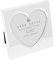 Brillibrum Design Bilderrahmen Herz versilbert quadratisch Fotoformat 10x10 Herz Fotorahmen mit Namen personalisiert Liebesgeschenk in Herzform mit Gravur bis 25 Zeichen