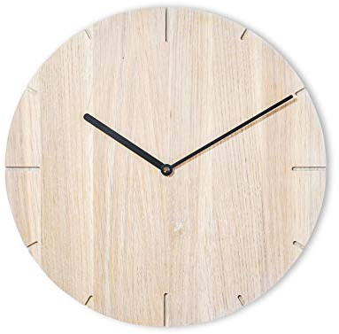 Natuhr Wanduhr Eiche gekalkt Holzuhr Solide Massivholz, geräuscharmes Uhrwerk, puristisch, modern, skandinavisches Design(Schwarze Zeiger)
