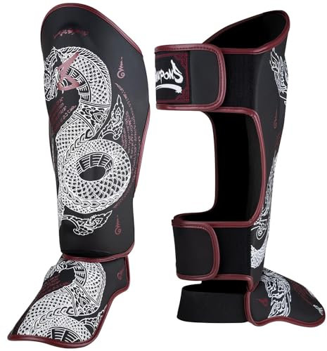 8 WEAPONS Schienbeinschoner Sak Yant Naga, Schwarz-braun, Größe XL, Training & Wettkampf, Hochwertiges Kunstleder und perfekte Dämpfung, Muay Thai, K1, MMA, Karate & Kickboxen