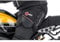 QBag Motorrad Beintasche- Gürteltasche mit Wasserdichter Innentasche - Stauraum 1 Liter, Schwarz