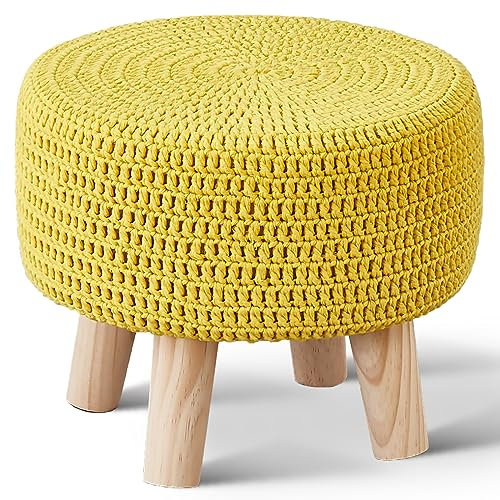 Wimarsbon Pouf Ottomane, 100% Baumwolle Gestrickter Boho Fußhocker, Runde Fußstütze mit rutschfesten Holzbeinen, Home Decor Handgefertigter Pouf, Freizeit Boden Tritthocker für Wohnzimmer (Gelb)