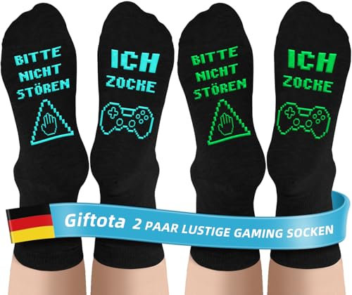 Giftota Lustige Socken, 2 Paar Gaming Socken mit Spruch BITTE NICHT STÖREN ICH ZOCKE, Baumwolle Socken Herren, Rutschfeste Wintersocken, Gamer Geschenk für Männer Frau Weihnachts Geburtstag, Grün/Blau