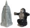 Ebros King Kong und das Empire State Building Magnetische Salz- und Pfefferstreuer-Set, Figuren, Party, Küche, Tisch, Silverback, Gorillas, Primaten, New York City Sammlerstück, dekorative Akzente