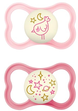 MAM Supreme Night Schnuller im 2er-Set, leuchtender Babyschnuller für eine gesunde Zahn- und Kieferentwicklung, beugt Hautreizungen vor, mit Schnullerbox, 16+ Monate, Igel/Universum