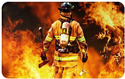 AUBKFELD Fußmatte mit Feuerwehrmann-Motiv, 80 x 49 cm, Flanell, rutschfest, für Hauseingänge und haustierfreundliche Räume