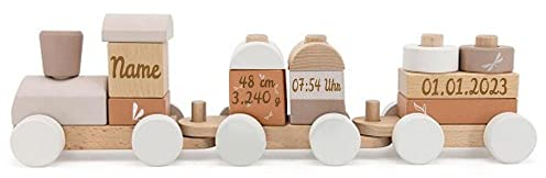 Holzzug Holz Eisenbahn beige personalisierbar mit Name und Geburtsdaten Baby Geschenk mit Gravur