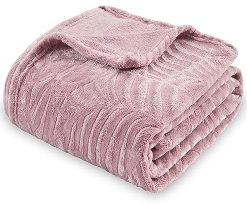 SOCHOW Flanell Fleecedecke mit 3D-Blattmuster, leichte, superweiche, gemütliche Plüsch-Bettdecke/Sofadecke 150 x 200 cm, Staubige Rose