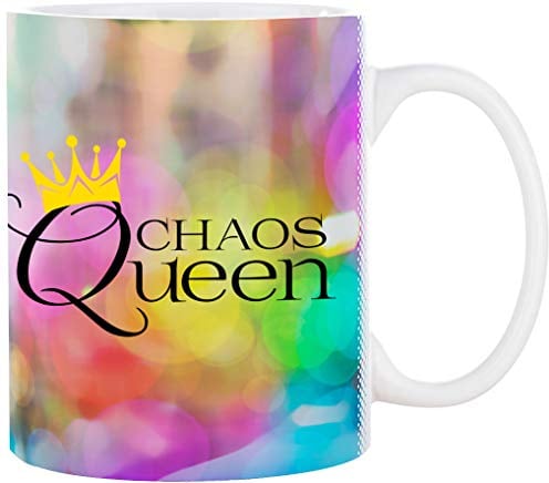 Cadouri Keramik Tasse mit Spruch „Chaos Queen“ - Kaffeetasse, Bürotasse - originelles Geschenk für Freunde, Familie, Bekannte - spülmaschinenfest – handgefertigt | 330 ml
