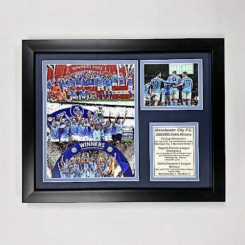 Legends Never Die, Inc. Manchester City F.C. | 2022–2023 Treble Winners | Historic Season Championships Collage 30,5 x 38,1 cm gerahmte Fotocollage unter Glas