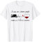 Je Suis Une Femme Simple J'aime La Moto Et L'apéro T-Shirt