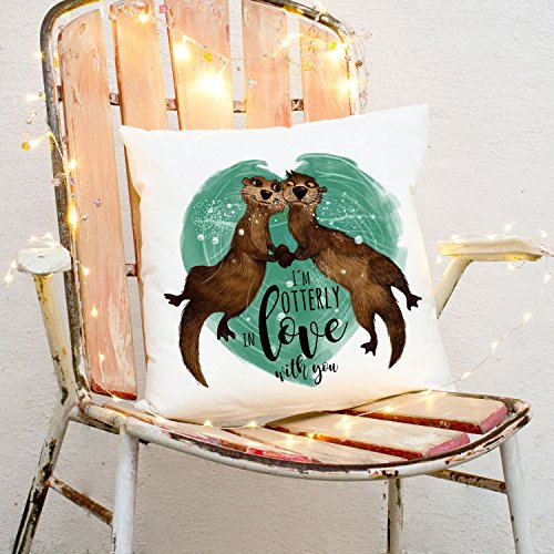 ilka parey wandtattoo-welt Kissen Otter Pärchen mit Spruch Dekokissen Motto I'm Otterly in Love with You Motivkissen Zierkissen Spruchkissen inklusive Füllung ks131