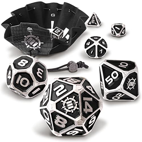 ENHANCE Würfelset aus Metall – 7 polyedrische Würfel mit 2-in-1-Würfeletui und Würfeltablett aus veganem Leder, Würfel aus massivem Metall für Dungeon and Dragon RPG (Schwarze Sammleredition)