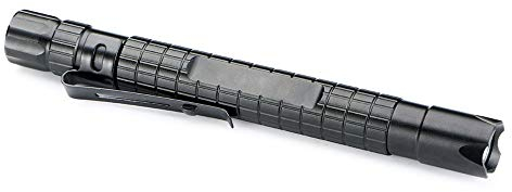 Lampe de poche LED 1000 lumens Tooloflife avec clip en aluminium pour randonnée, camping, étanche à l'eau