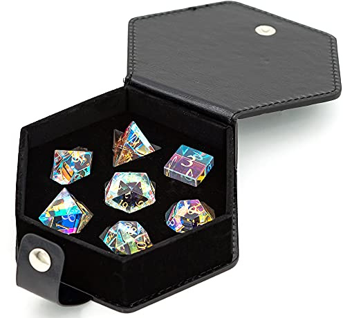 World of Dice - Prisma Crystal - 7-TLG. Pen and Paper Würfelset aus Glas, Echtglaswürfel mit Gravur, ideal für z. B. D&D, DSA, Cthulhu, Shadowrun, Aborea und viele weitere