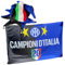 Bandiera Stadio + Cappello Giullare | Bandiere in 2 Misure 100x150 Gigante 140x200 cm Nero Azzurro Tricolore Neroazzurre PS 03651/13902