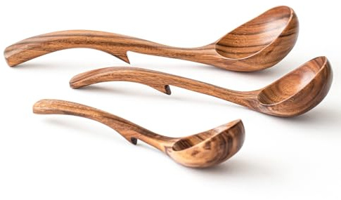 Gudamaye 3-teiliges Suppenkeller-Set aus Holz, 3 Haken für Schüssel, Schöpfkelle aus natürlichem Teakholz, 26,9 cm große Suppenkelle, 22,9 cm Servierlöffel und 20,3 cm Holzschöpfkelle zum Kochen