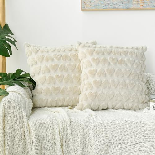 Artoid Mode Beige Weich Künstliche Pelz Jacquard Herz Kissenbezüge 2er Set, 50x50 cm Plüsch Samt Sofakissen Zierkissenbezug Schlafzimmer Deko