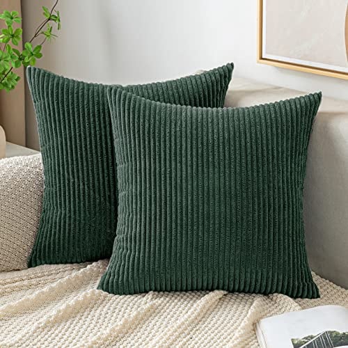 EMEMA Kissenbezug 60x60 Kordsamt Kissenbezüge Dunkelgrün Dekokissen | Sofakissen Cord Kissenhülle Zierkissenbezug Kord Dekorative Weiche für Sofa Wohnzimmer Schlafzimmer 2er Set