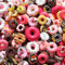 KARLOR 30 Pcs Mini Donuts Set, Miniatur Kuchen Basteln DIY Haarclip Zubehör Puppenhaus Deko Kunst Macaron Torten, Künstlich Dessert Mini-Accessoires für DIY Handyhüllen Kunsthandwerk