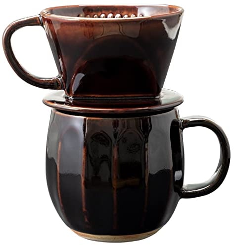Asayu Japan Set di Tazza e Filtro Caffè Pour Over, Porta Filtri di Carta a Lenta Preparazione con 3 Fori per Caffè e Tè Caldi - Realizzato in Giappone (Marrone Cioccolato, Set 2 Pezzi)