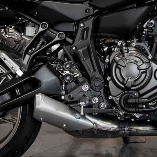 Resin Bike Adesivi Moto Compatibile con Yamaha Tracer 7 GT 2021-2024 Oro. Protezione Moto Battitacco da Urti e Graffi. Coppia di Adesivi 3D Resinati Made in Italy
