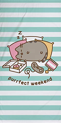 Pusheen Badetuch Purrfect Weekend in Rosa/Türkis 75 x 150 cm 100% Baumwolle Velours-Qualität Handtuch Badelaken Strandlaken Strandtuch Saunatuch The Sweet Cat süße Katze Pass. zur Bettwäsche