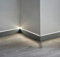 Profilo filomuro in alluminio per battiscopa legno e ceramica light 80 - n. 4 aste da cm. 120 con giunzioni rette e DIMA di montaggio