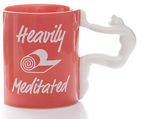 Boxer Gifts - Tazza da yoga con scritta in lingua inglese Heavily Meditated Novelty Yoga, divertente regalo di Natale per la festa della mamma, in ceramica