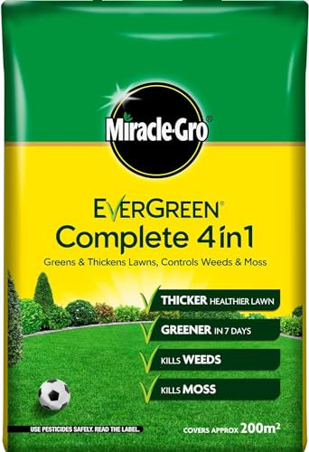 Miracle-Gro Evergreen Complete 4 in 1 Lawn Food - 7 kg - Covers 200 m² - All-in-One Lawn Care Solution for Lush, Healthy Lawns with Vigorous Growth, and Effective Weed & Moss Control