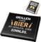 CULT at home Bierkasten Aufsatz Grillen ohne Bier – Gartenhocker Bierkastensitz inkl Bierdeckel Memospiel - Sitzauflage Bierkiste Getränkekiste - Hocker für Balkon Camping 44x34 cm Geschenk Vatertag
