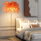 Feder Lampenschirm Flauschige Feder Stehlampe mit romantischem Feder Lampenschirm Elegante Feder Stehlampen Home Dekoration für Wohnzimmer Schlafzimmer (Orange)