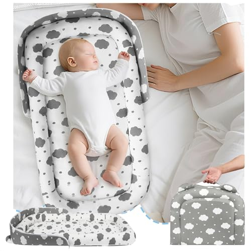 Babyliege, faltbares Babynestkissen mit weicher Memory-Schaum-Matte, Bezug mit bezauberndem Muster, verwandelt sich in Rucksack für einfache Reisen, 0-12 Monate Niedliches Wolkenmotiv