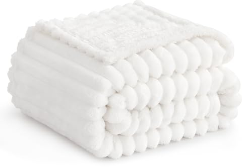 RUIKASI Kuscheldecke Flauschig Decke Weiß - 150x200cm Fleecedecke Sofadecke Couchdecke für Wohnzimmer Deko Tagesdecke Blanket, Weiche Wolldecke Warme Korddecke als Wohn- & Kuscheldecken