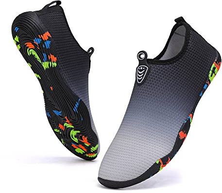 Vsufim Schnell trocknende Wassersport-Barfußschuhe, Aqua-Socken für Schwimmen, Strand, Pool, Surfen, Yoga, für Damen und Herren, Schwarz/Schwarz/Weiß, 9.5 Women/8.5 Men