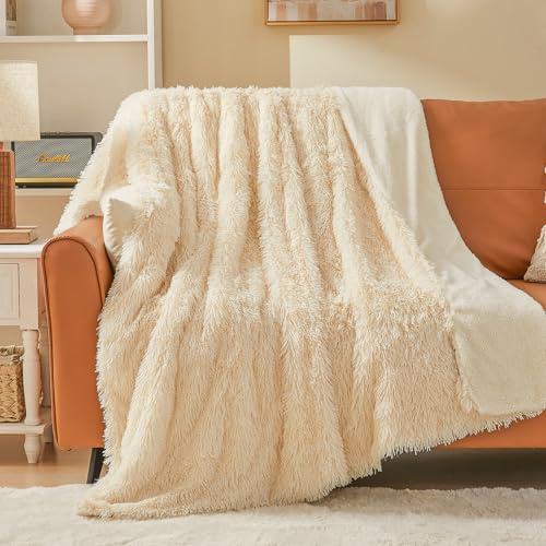 EMME Faux Kuscheldecke Flauschig, 150 x 200 cm, Felldecke, Pelz Wolldecke, Wohndecke, Super Weich, Plüschig, Warme Gemütliche Fleecedecke, Dicke, Elegant, Überwurf Für Sofa und Bett, Creme Weiß