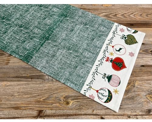 Tischläufer CHIARA grün mit Weihnachtsmotiv Druck Weihnachtskugeln - Tischdecke Landhausstil 40 x 100 cm rechteckig Tischdeko - Waschbares Tischband aus 100 % Baumwolle moderne Esstischdeko