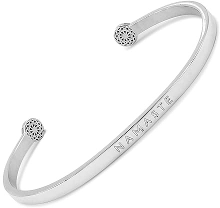 SIMPLE PLEDGE | Namaste Armreif | Armband Damen mit Gravur in Silber, Gold, Roségold | Perfekt als Schmuck Geschenk | Blindgravur