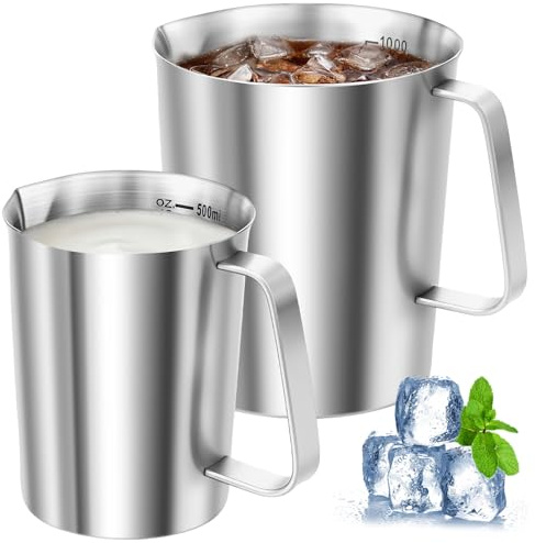Goshoppers 2er Edelstahl-Messbecher 1L + 500ml mit Skala für Milch & Kaffee | Robustes Milchkännchen mit V-Ausguss – zuverlässig tropffrei, ideal für Küche, Backen & Bar – Exakte oz/ml Markierung